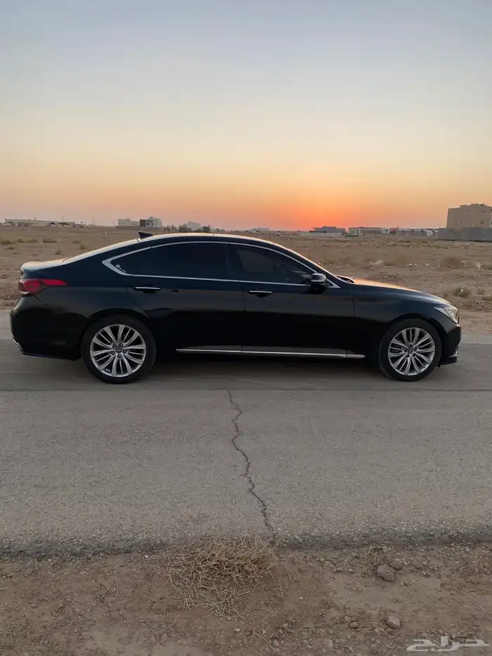 جنسس G80رويال 3