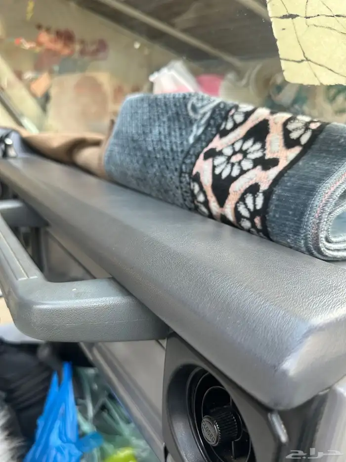 ربع 94 ماشي 200 نضيف جدا نادر اخوه 18