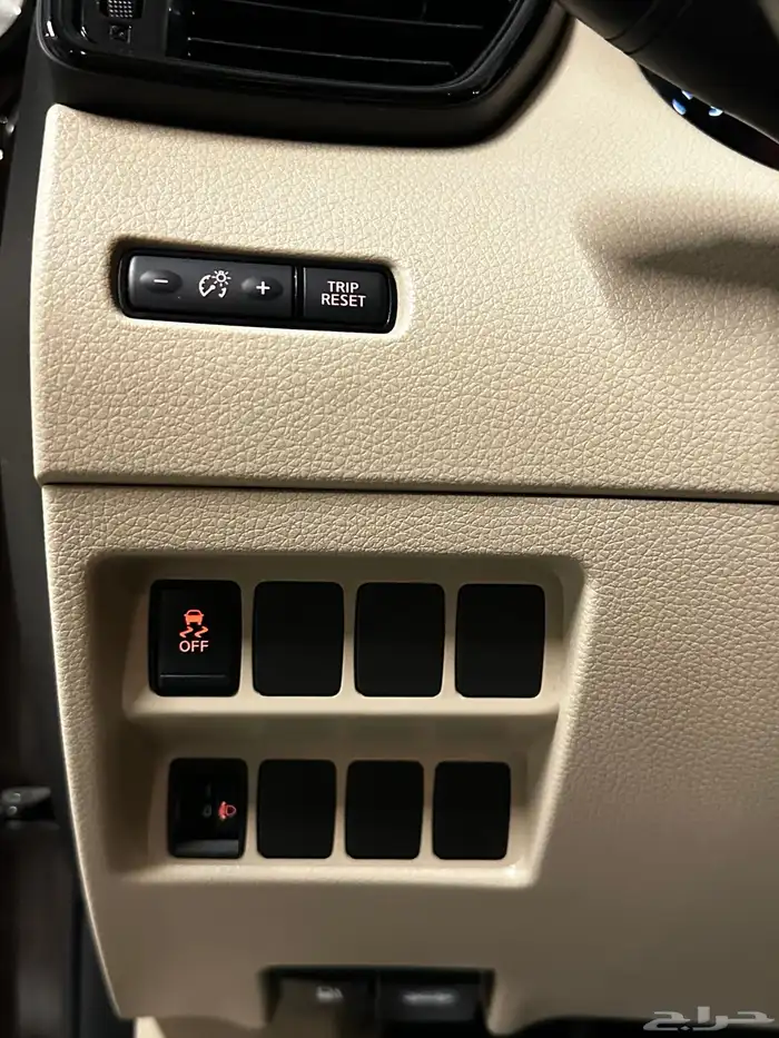 نوع السيارة 2021 اكس تريل 7 مقاعد دبل 17