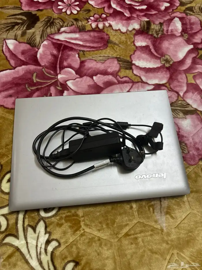 لابتوب جديد استخدام بسيط مع شاحن اصلي 3