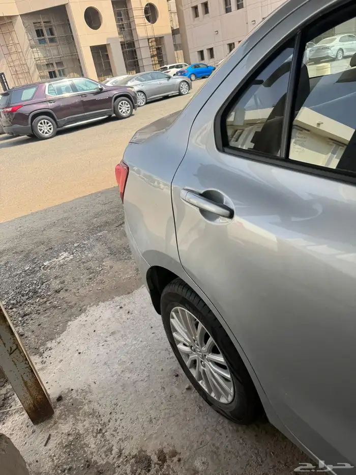 للبيع سوزوكي 7