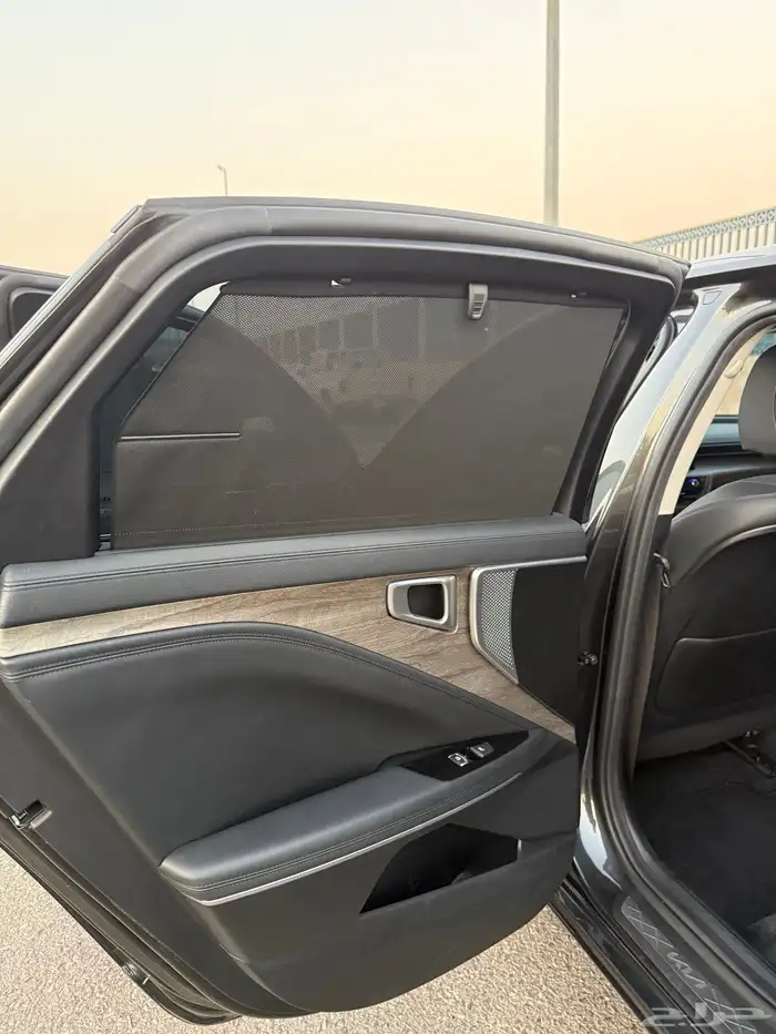 كيا K8 2022 بحالة الوكاله 12