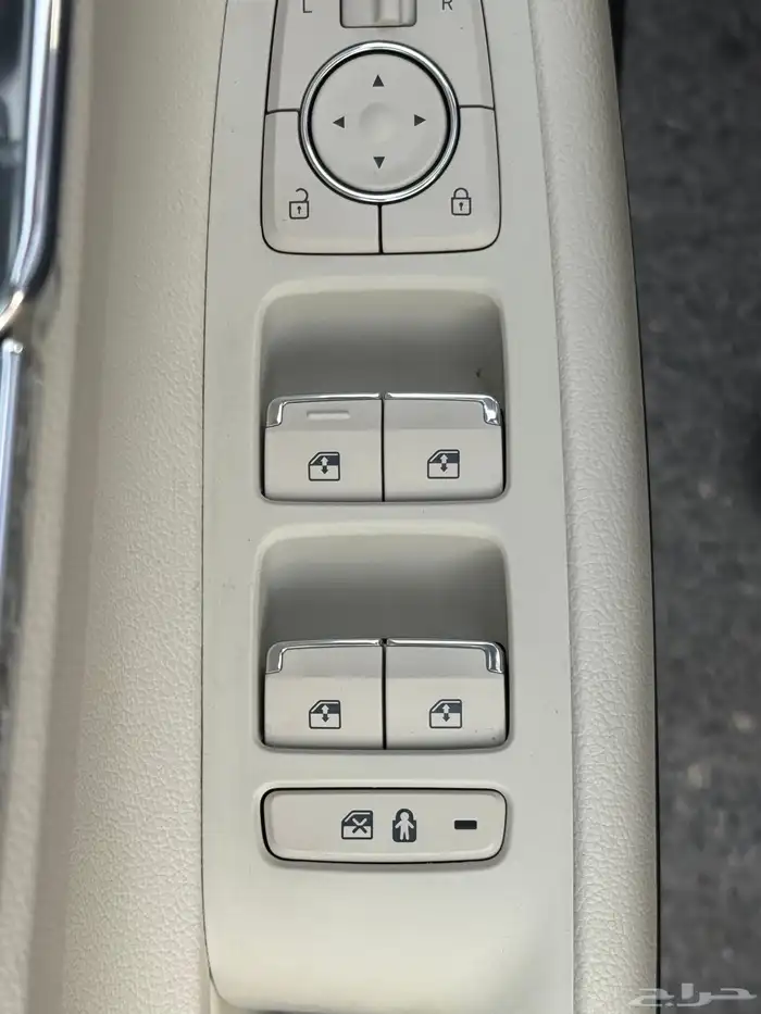 هونداي ازيرا 2023 فل بانوراما ( بحالة ممتازة ) 21