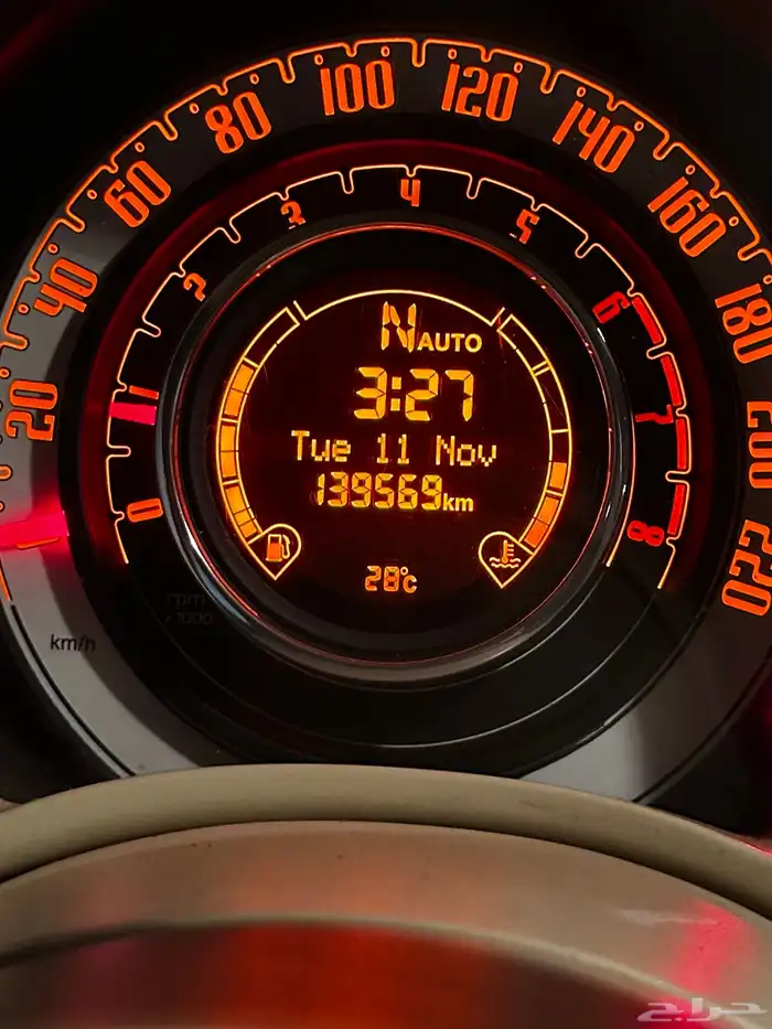 فيات 500 للبيع 2013 ماشيه 140 الف 9