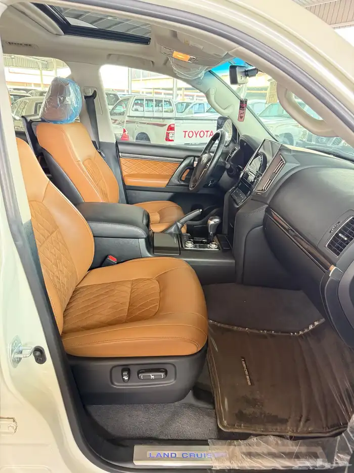 تويوتا لاندكروزر جي اكس أر تورينق سعودي رقم 4 موديل 2021 26