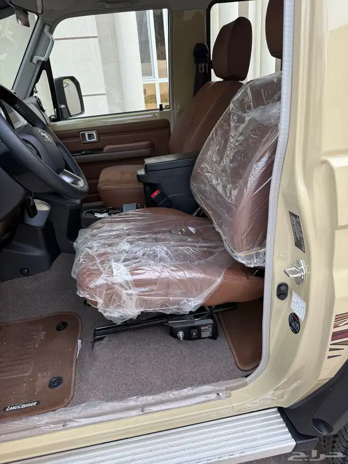 تويوتا ربع 2025 ماشي 8500 سعودي فل 10