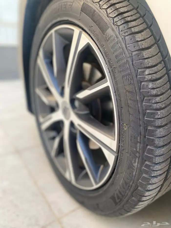 جيلي ام قراند فل كامل 2023 12