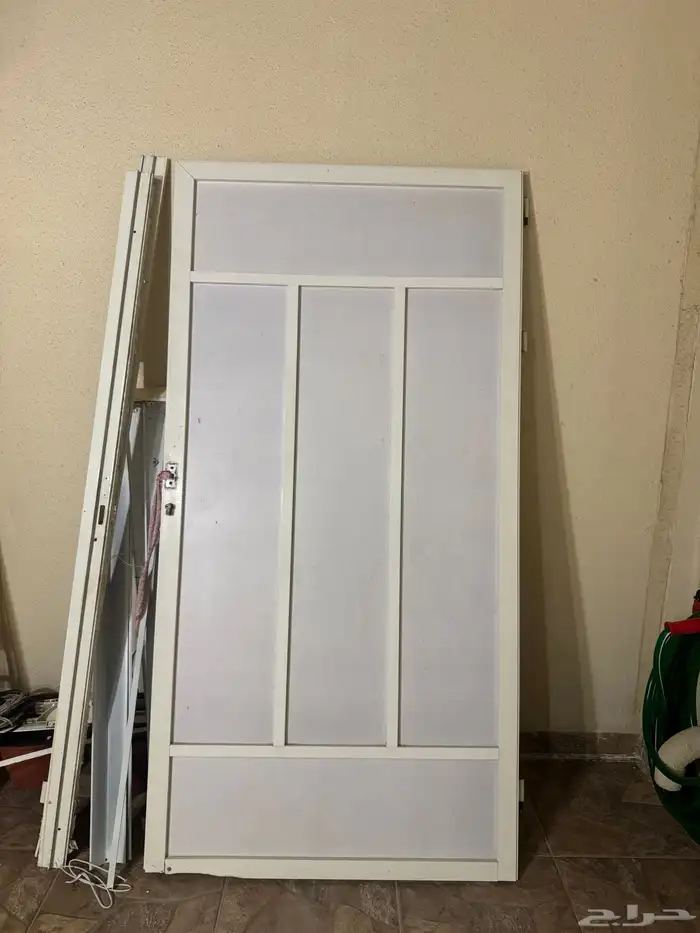 باب المنيوم مستخلم 1