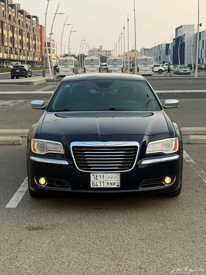 كرايسلر C300 هيمي 2014 ممشى قليل مالك ثاني 1