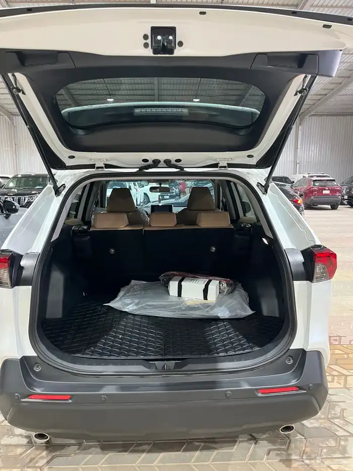 راف فور 2025 دفع رباعي ممشى قليل 28