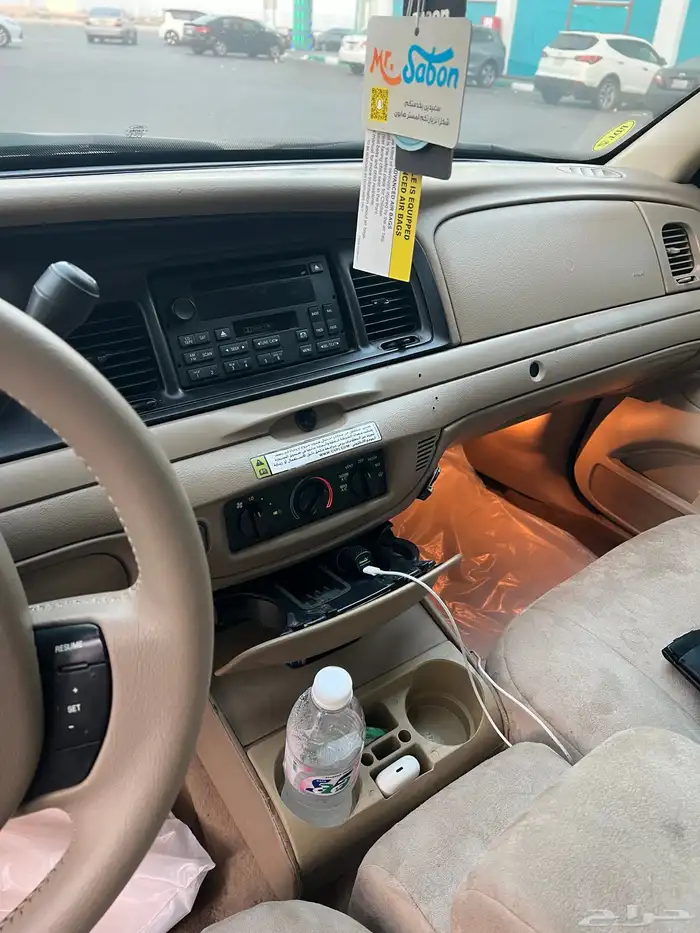 فورد فكتوريا بوليسي 2010 2