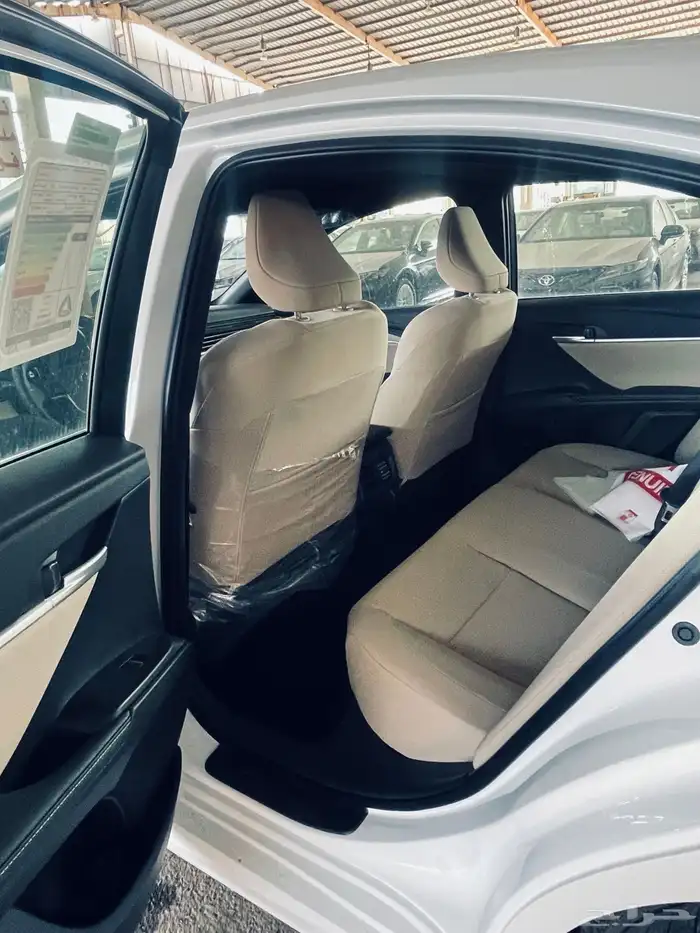 تويوتا كامري بنزين - LE - 2025 12