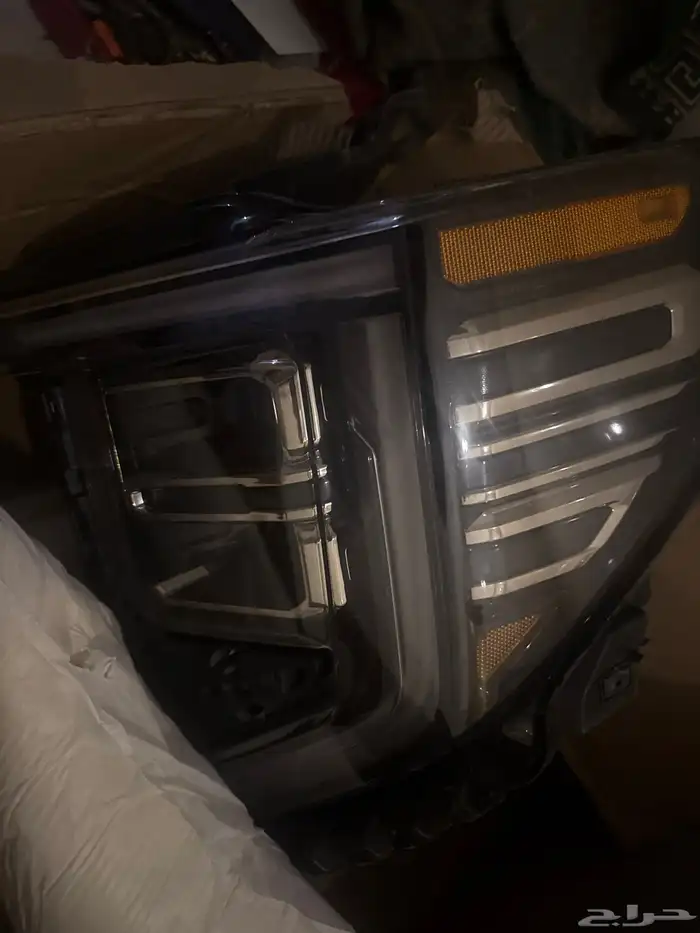 شمعة نور امامي يسار سييرا 2025 0