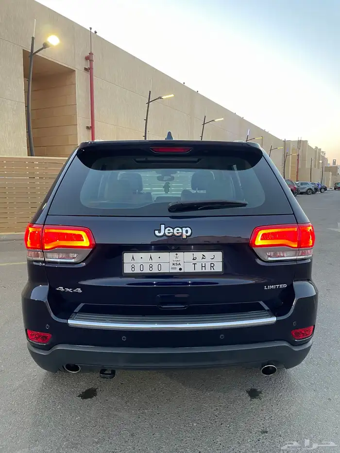 2018 جيب جراند شروكي ليميتيد فل كامل 4