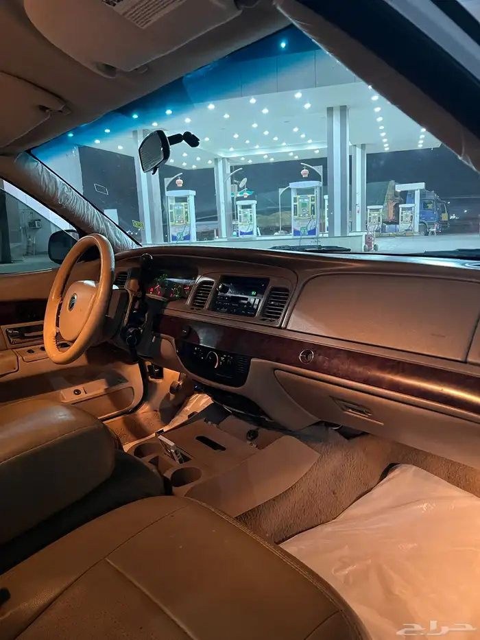 فورد جراند ماركيز 2008 6