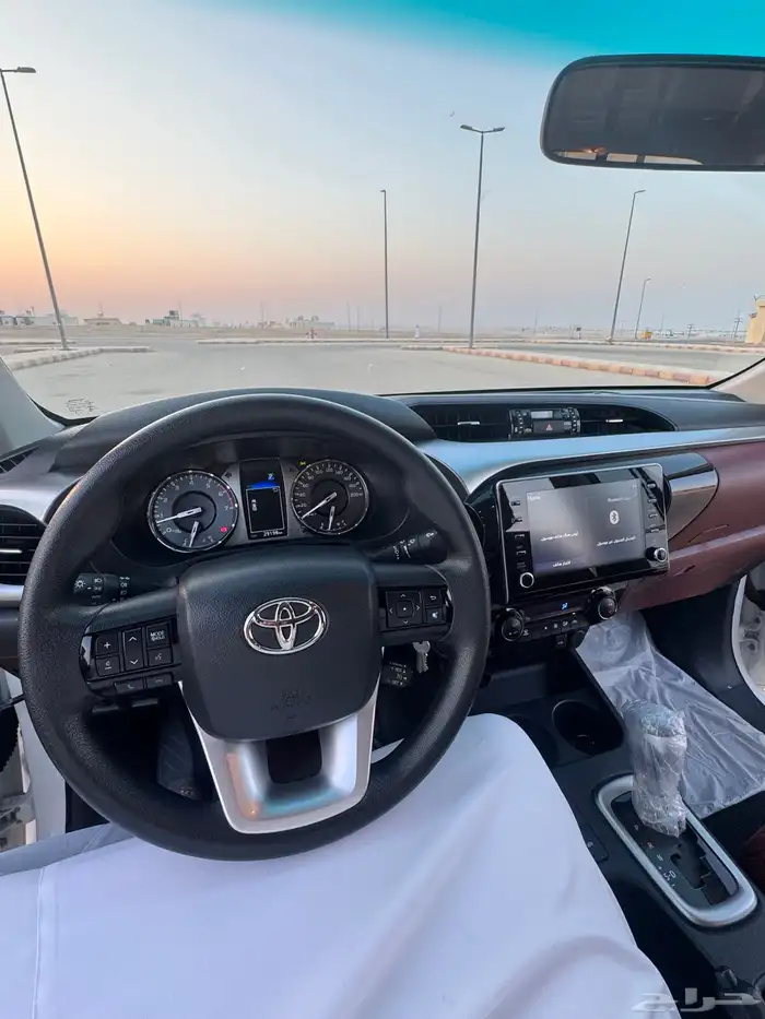 هايلوكس 2024 9