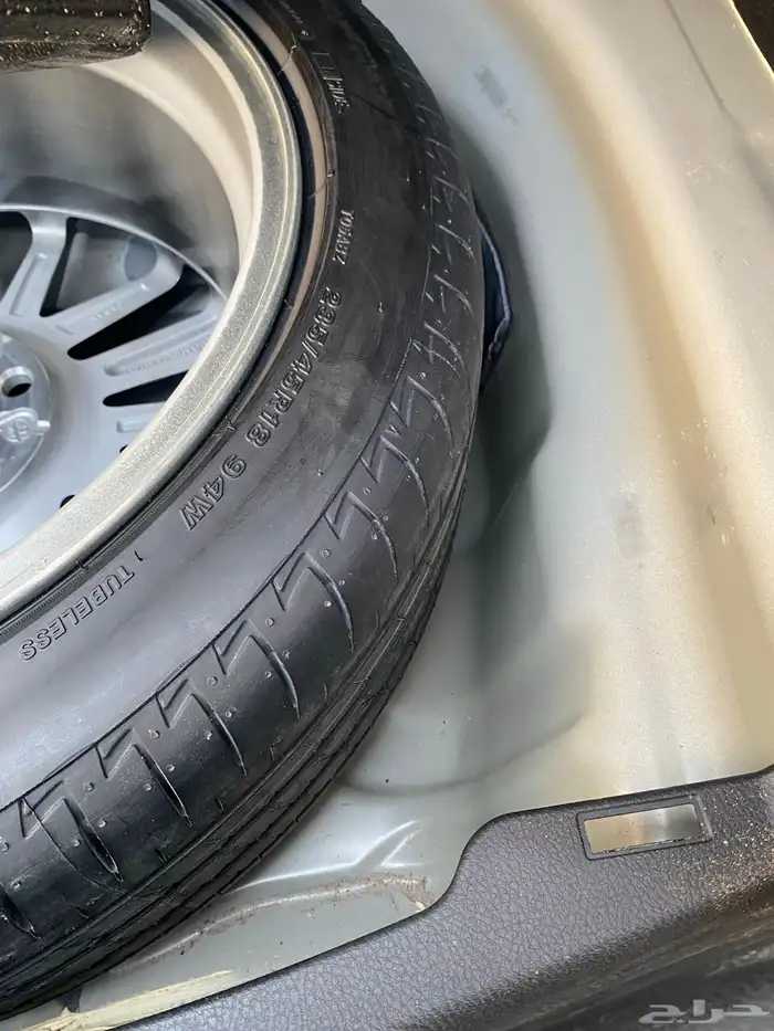 كامري GLE 2023 هايبرد فل 12