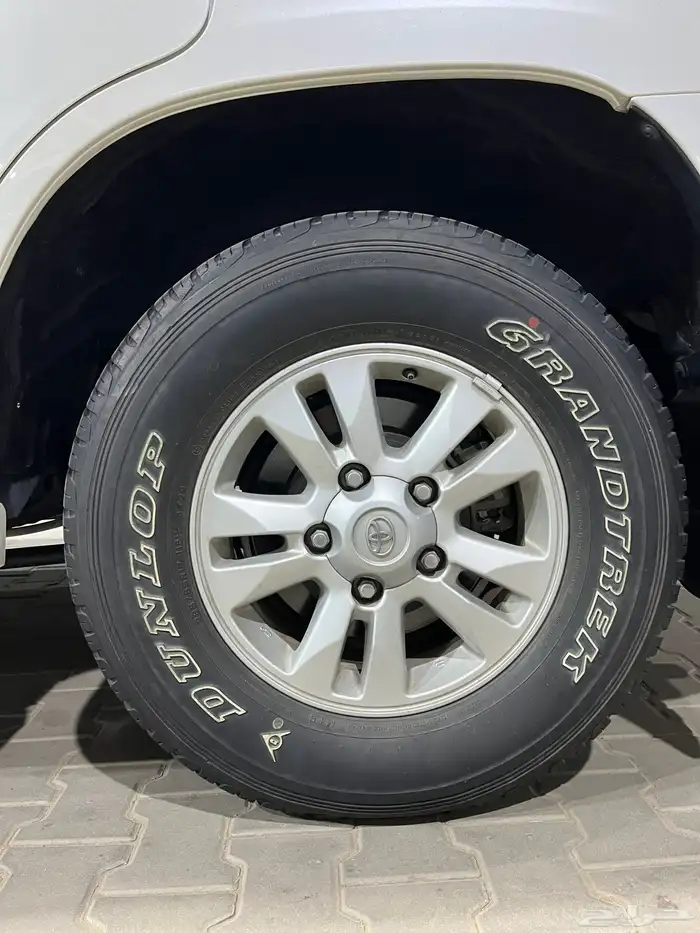 لاندكروزر 2014 شبه الجديد 34