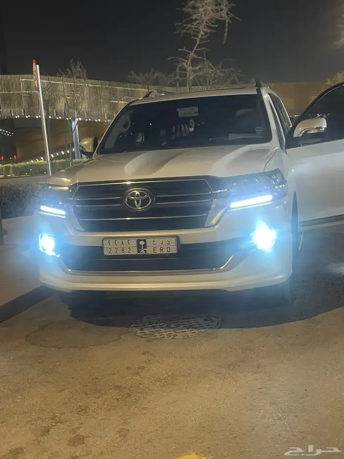 جيب لاند كروزر تورنق 2020 7