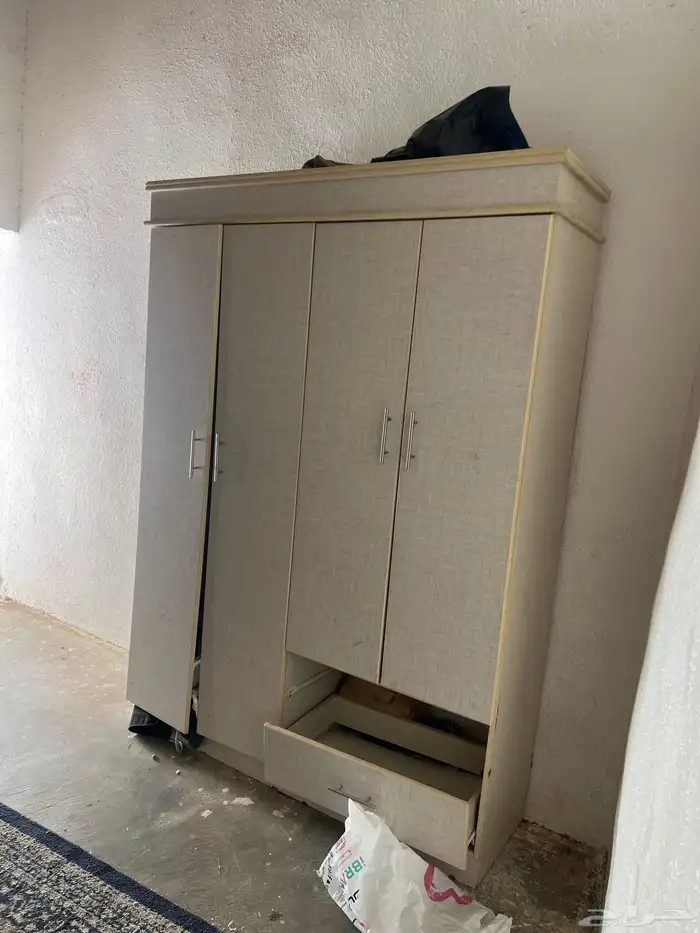 أثاث للبيع جملة 10