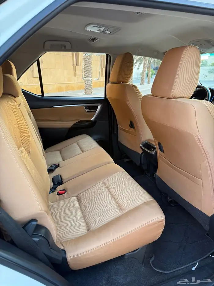 فورتشنر 2022 VX بنزين 32