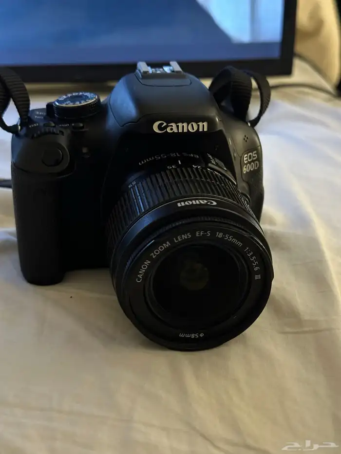 كاميرا كانون 1