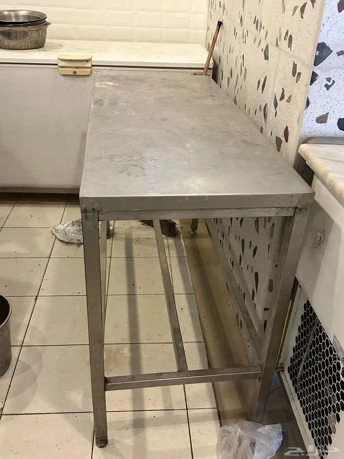 معدات مطعم مطاعم مستعمله و ادوات ثلاجه شاورما 1