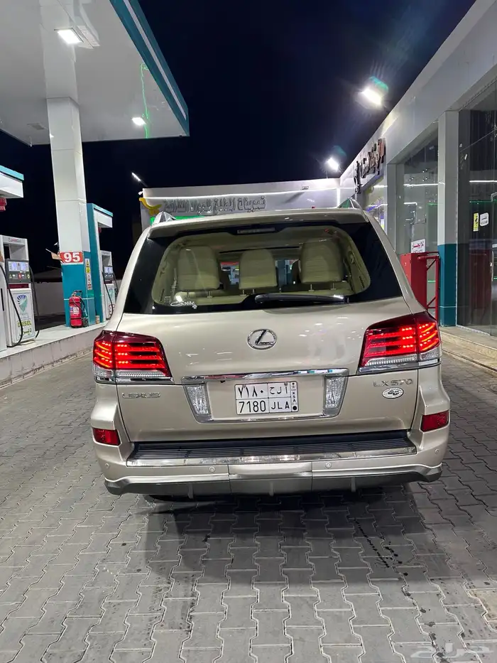 جيب لكزس 2012 DD 18