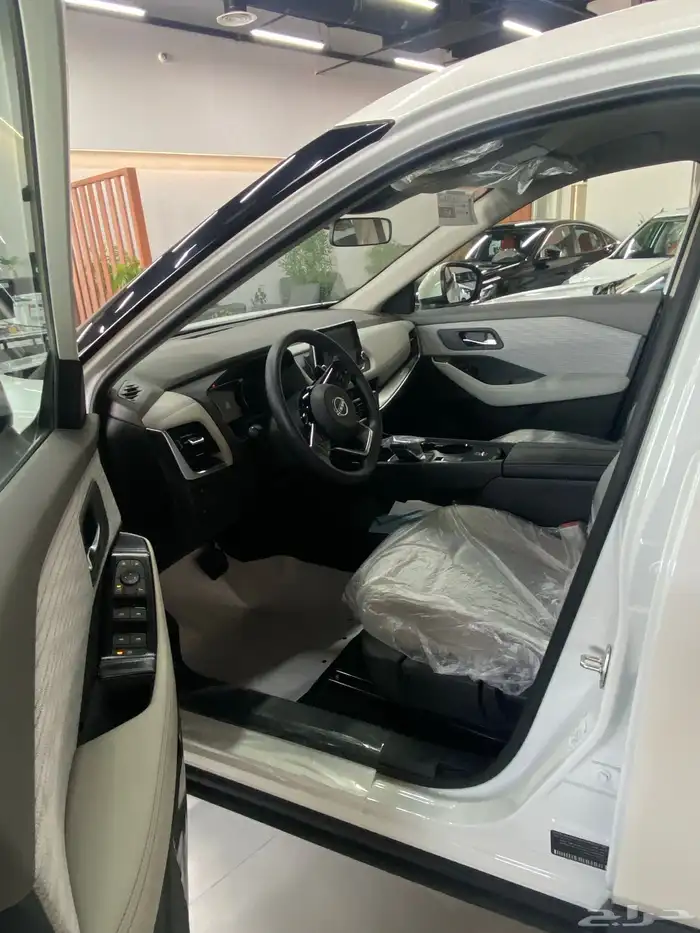 متوفر نيسان اكستريل ستاندر بدون دبل موديل2025 بافضل سعر 4