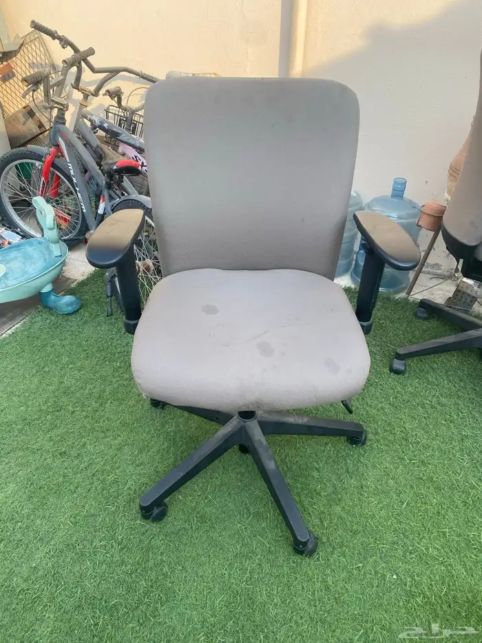 كرسي ماركه هيرمان Herman 2