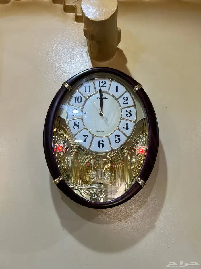 ساعات قديمة تعمل 7