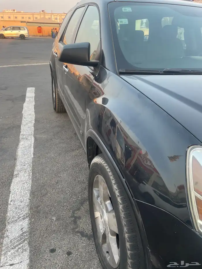 للبيع جمس اكاديا لون أسود 2