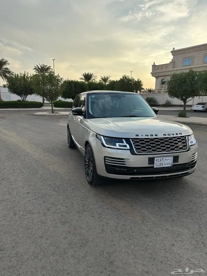 للبيع رنج روفر فوج 510 معدل 2020 3