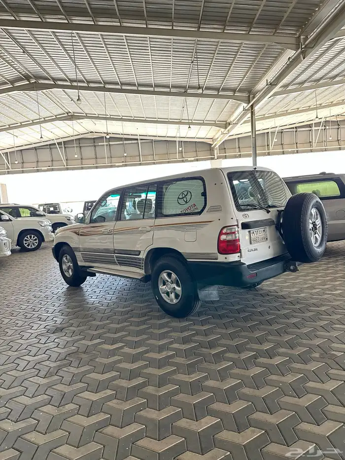 جيب لاندكروزر 99 نظيف الموقع ابها 0