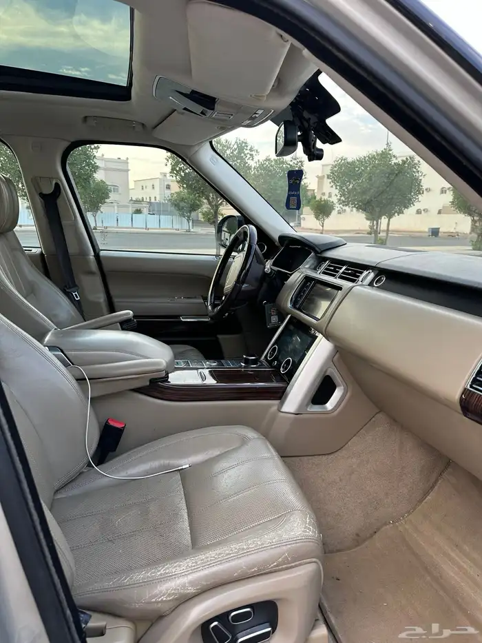للبيع رنج روفر فوج 510 معدل 2020 17