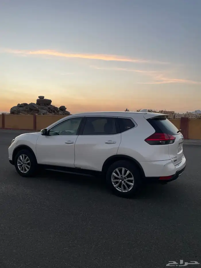 للبيع نسيان اكس تريل 2018 سعودي 8