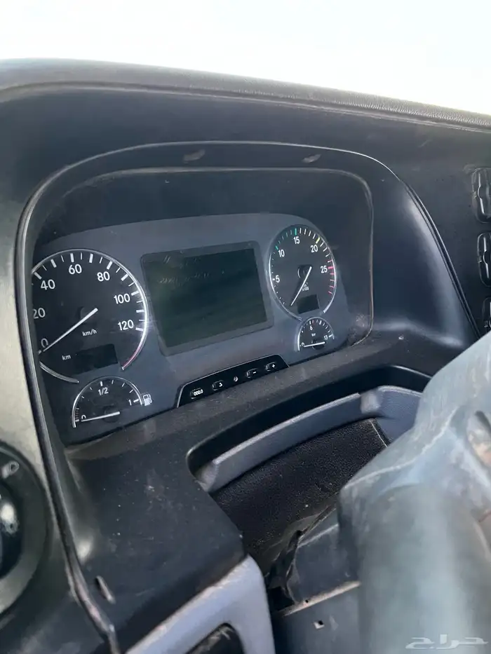 اكتروس مرسيدس موديل 2012 راس شاحنة 8