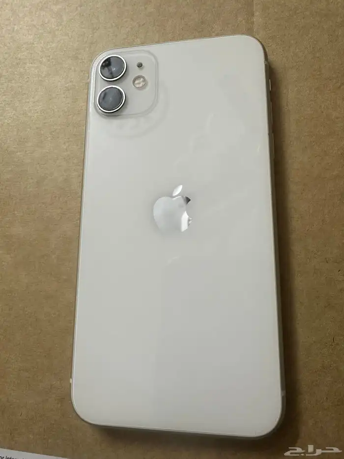 ايفون 11 أبيض 1