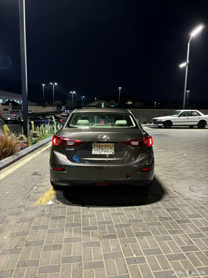 للبيع مازدا 3 11