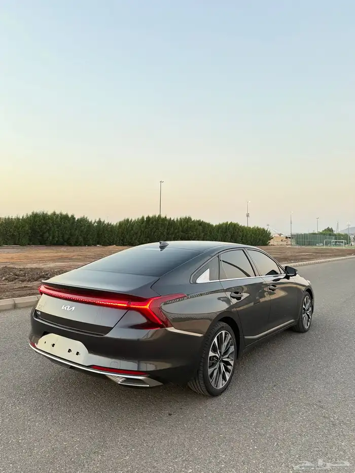 كيا K8 2022 بحالة الوكاله 10