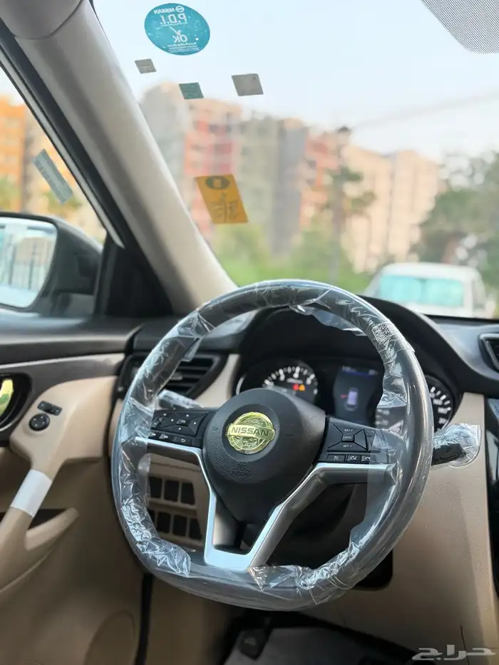نيسان اكستريل 2020 نص فل 11