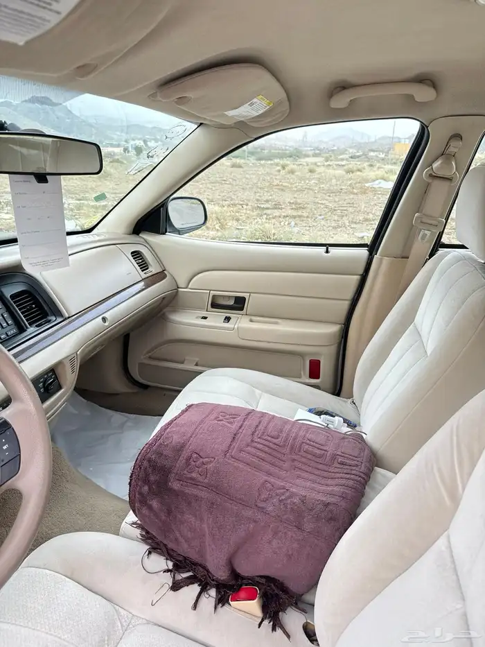 كراون فكتوريا 2010 سعودي سمني نظييف 24