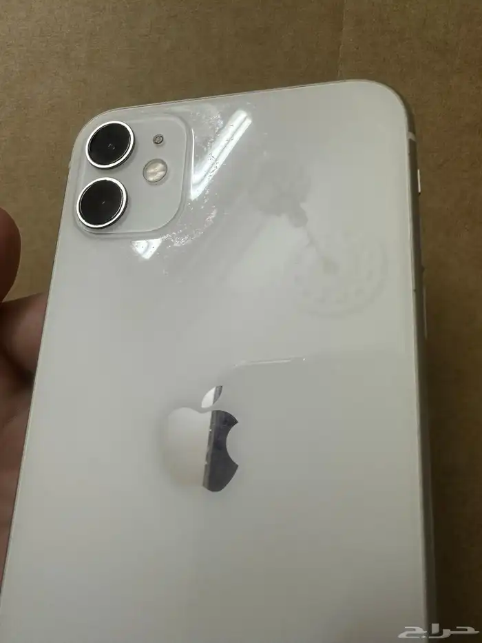 ايفون 11 أبيض 2