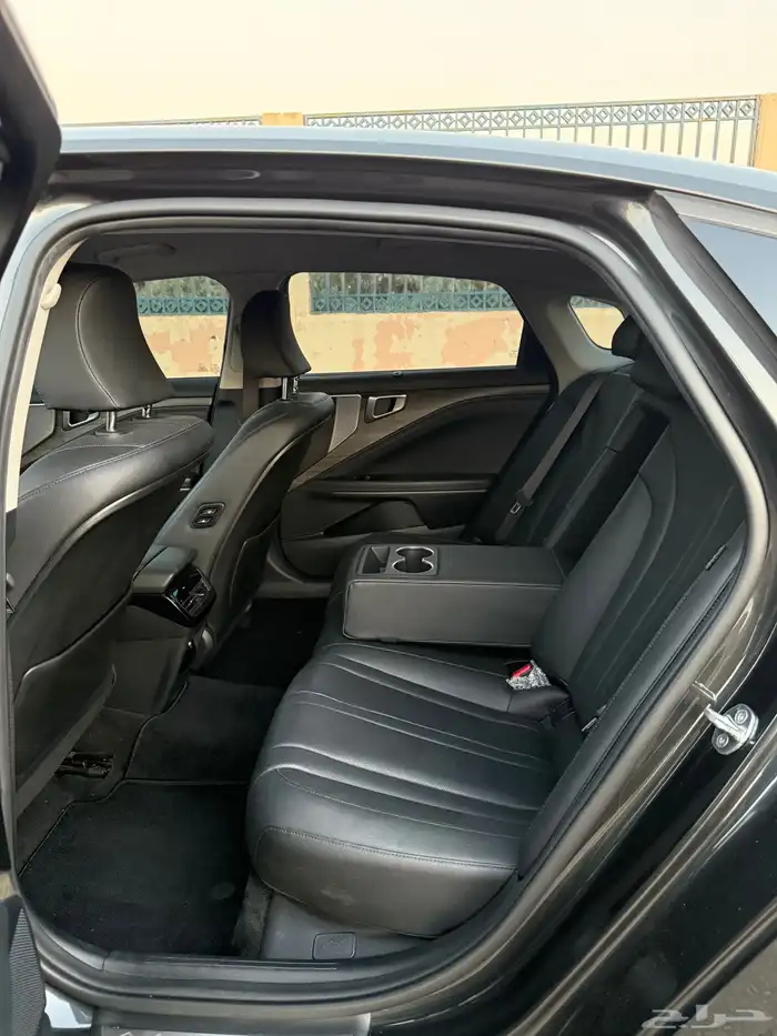 كيا K8 2022 بحالة الوكاله 15