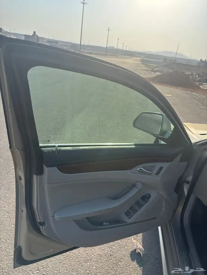 كاديلاك cts 2013 13