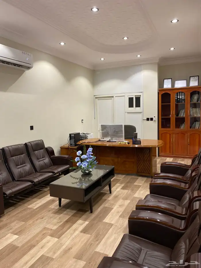 مكتب لتقبيل خميس مشيط 4