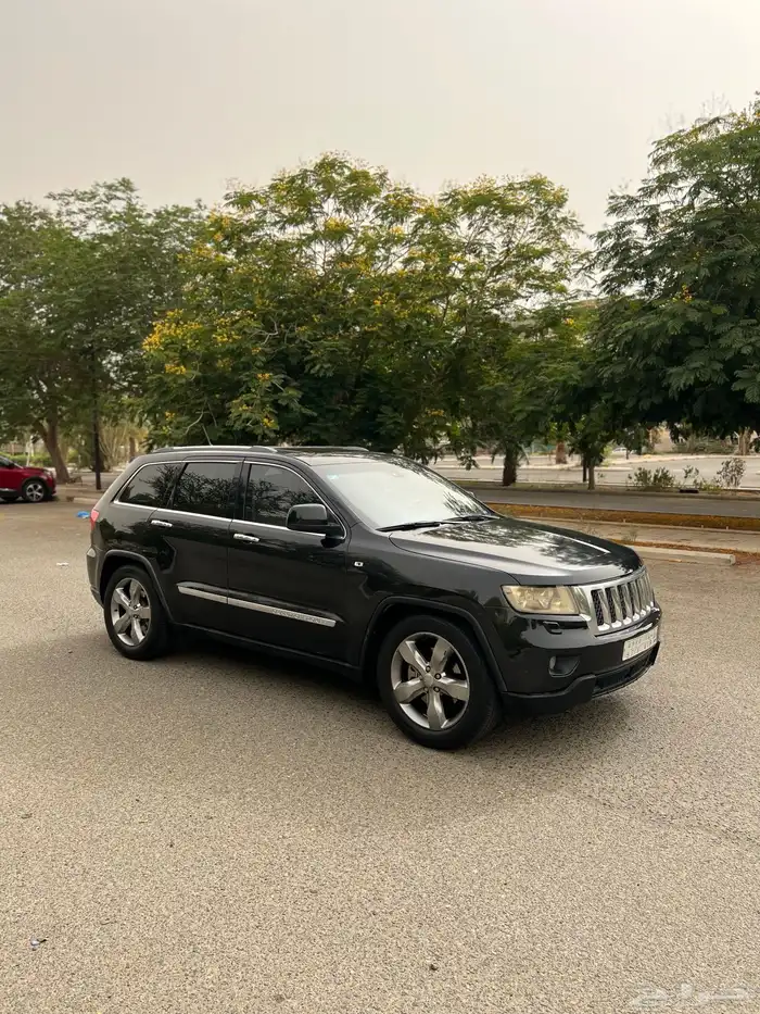 جراند شيروكي للبيع ب 25 الف 1