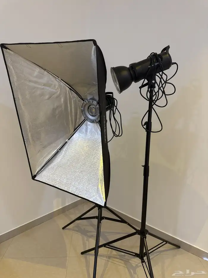 كاميرا وجميع المستلزمات 1