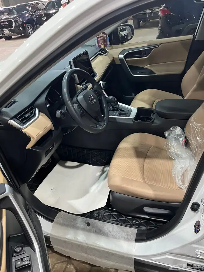 راف فور 2025 دفع رباعي ممشى قليل 13