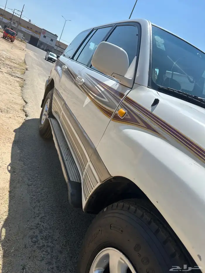 لاندكروزر فل كامل دفلك موتر طيب جداا للمستخم 34